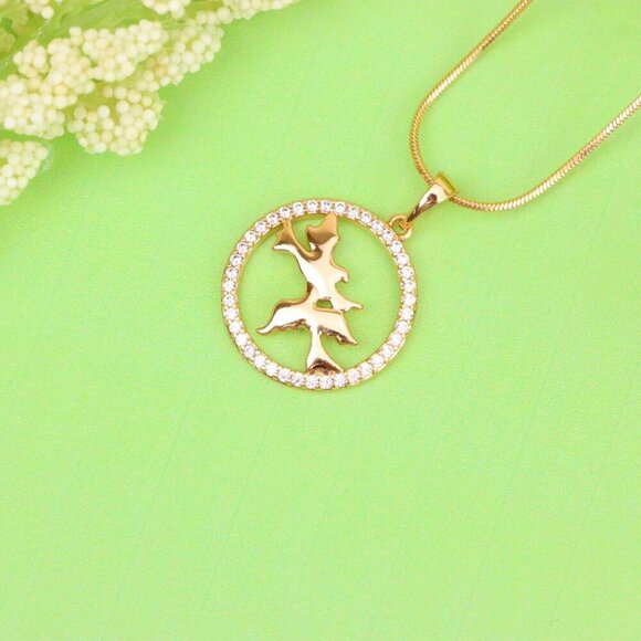 "Rose Gold Circle Pendant with Flying Birds and Crystal Border Design, XPPT1612 - Picture 2 of 13